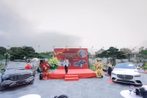 Đại gia Quảng Ninh “chi đậm” mua cặp đôi Mercedes gần 30 tỷ: toàn xe “độc”, một chiếc lần đầu có mặt tại Việt Nam