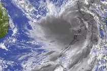 Hai tỉnh cho học sinh nghỉ học tránh bão số 9