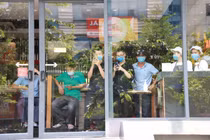 Chủ tịch Hà Nội: Khởi động lại hệ thống chống dịch toàn TP