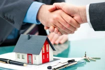 Chủ tịch HoREA cũng đề nghị bổ sung quy định quản lý hành vi giao dịch bất động sản, nhất là giao dịch “đặt cọc”