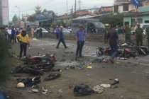 Xe container tông 4 người chết: Xử lái xe mới là ‘phần nổi tảng băng’ - VietNamNet