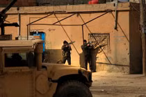 Giao chiến tiếp tục diễn ra trong nhà tù Geweran, dân quân người Kurd tiêu diệt 5 tay súng IS