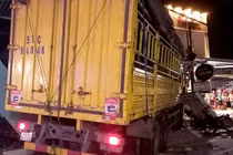 Vụ ôtô lao vào nhà dân làm 3 người chết: Tài xế ra đầu thú