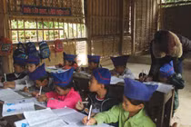 Đèn phát sáng bằng năng lượng nước nóng