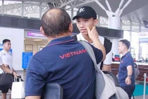 HLV Park Hang Seo bàng hoàng khi hay tin Văn Hậu đi Hà Lan