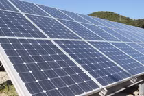 Sử dụng loại pin mặt trời nào cho khu vực nhiều nắng?