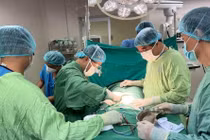 Có thể chữa trị u cột sống nếu... phát hiện sớm