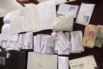 Tài liệu, tang vật vụ án bị cơ quan cảnh sát điều tra thu giữ.