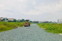 Thủ tướng đề nghị 5 bộ vào cuộc vụ phá đường ray phân lô bán nền