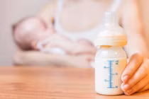 Chăm sóc dinh dưỡng cho trẻ non tháng