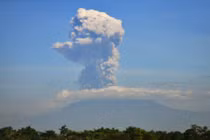 Sau khi phun trào, các siêu núi lửa vẫn là mối đe dọa trong hàng nghìn năm