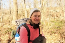 Stephanie Joyner đi bộ đường dài tại Appalachian Trail ở New York, hai tuần trước khi mấc Covid-19. 