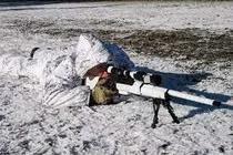 Xạ thủ bắn tỉa Nga thục luyện tiêu diệt các mục tiêu trên Vành đai Bắc cực