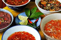 Lưu ngay 10 công thức nước chấm ngon để chiêu đãi cả nhà