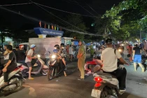 Xe "điên" mất lái tông hàng loạt xe máy ở Quảng Ngãi