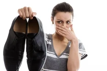 Lưu ngay các mẹo để giày không còn mùi hôi