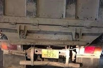 Sau tai nạn chết người, tài xế xe ben rời khỏi hiện trường