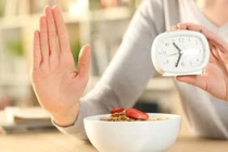 6 hậu quả của việc nhịn ăn
