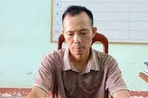 "Yêu râu xanh" nhiều lần hiếp dâm con gái riêng 12 tuổi của người tình