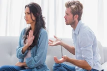 Muốn ly hôn vì… vợ cũ của chồng 