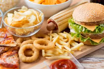 Top 5 loại thực phẩm khiến lượng cholesterol tăng