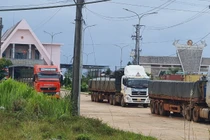 Quảng Nam: Quốc lộ 14D xuống cấp nghiêm trọng, như… đường làng 