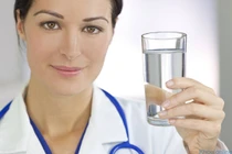 Dấu hiệu nào cho thấy cơ thể đang mất nước?