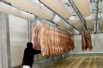 Bao giờ Hà Nội học TP HCM “khai tử” lò mổ thủ công?