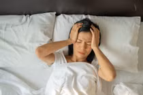 4 việc không nên làm khi vừa ngủ dậy