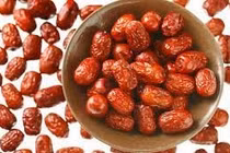 Vì sao nên thường xuyên ăn Táo đỏ?