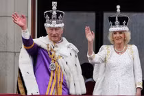 Mối tình thế kỷ của Vua Charles III 