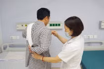 Đông cứng khớp vai, đau vai, vận động