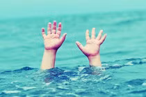 Cấp cứu 3 tuyến cứu trẻ 2 lần ngừng tim do đuối nước