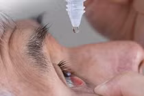 Đau mắt đỏ dùng thuốc gì?