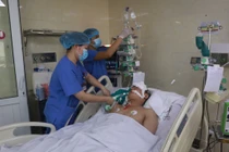 Vụ ô tô đâm liên hoàn xe máy: Sức khỏe bệnh nhân ra sao?