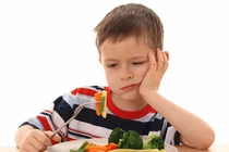 Cải thiện chứng biếng ăn sinh lý và bệnh lý ở trẻ