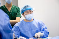  Chàng trai nặng 156 kg thu nhỏ dạ dày giảm béo