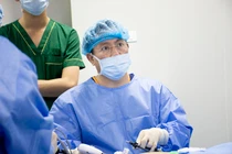  Chàng trai nặng 156 kg thu nhỏ dạ dày giảm béo