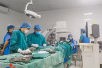 Bít dù điều trị tim bẩm sinh thông liên thất dưới hai đại động mạch