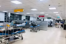 Nổ nồi áp suất, người đàn ông bị bỏng mặt, ngực, hô hấp và gãy chân