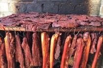 Bác sĩ chỉ rõ các loại thực phẩm nhiều người “khoái” ăn gây ung thư