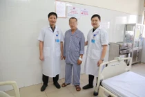 Hút thuốc lào 30 năm, người đàn ông bị u phổi ác tính 4 cm