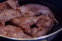 Nấu thịt thỏ trị tiểu đường, cao huyết áp