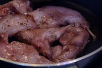 Nấu thịt thỏ trị tiểu đường, cao huyết áp