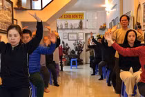 Day ấn huyệt bách hội tăng trí nhớ