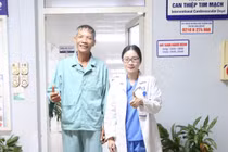 Can thiệp mạch máu cứu đôi chân người bệnh hoại tử, khỏi phải cắt cụt