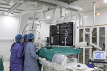 Nút mạch cứu bệnh nhân vỡ gan độ IV