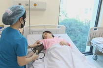 Phẫu thuật cấp cứu 2 sản phụ bị tiền sản giật nặng