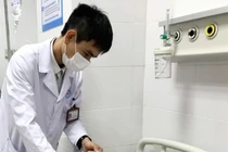 Lấy chìa khóa chọc đầu bạn, học sinh 14 tuổi vỡ xương sọ