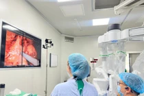 Lần đầu tiên Việt Nam mổ ung thư thận bằng Robot
